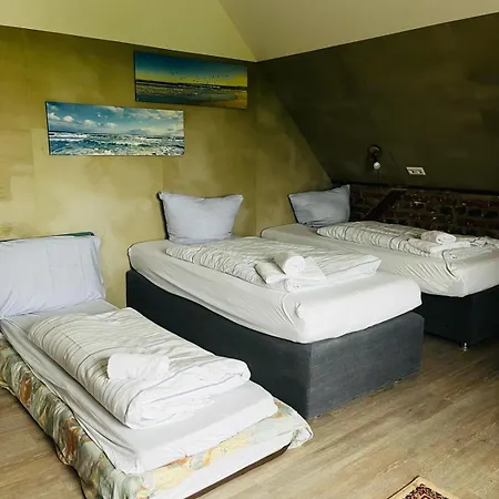 Koby Shared Bielefeld,chill&stay Homestay *
